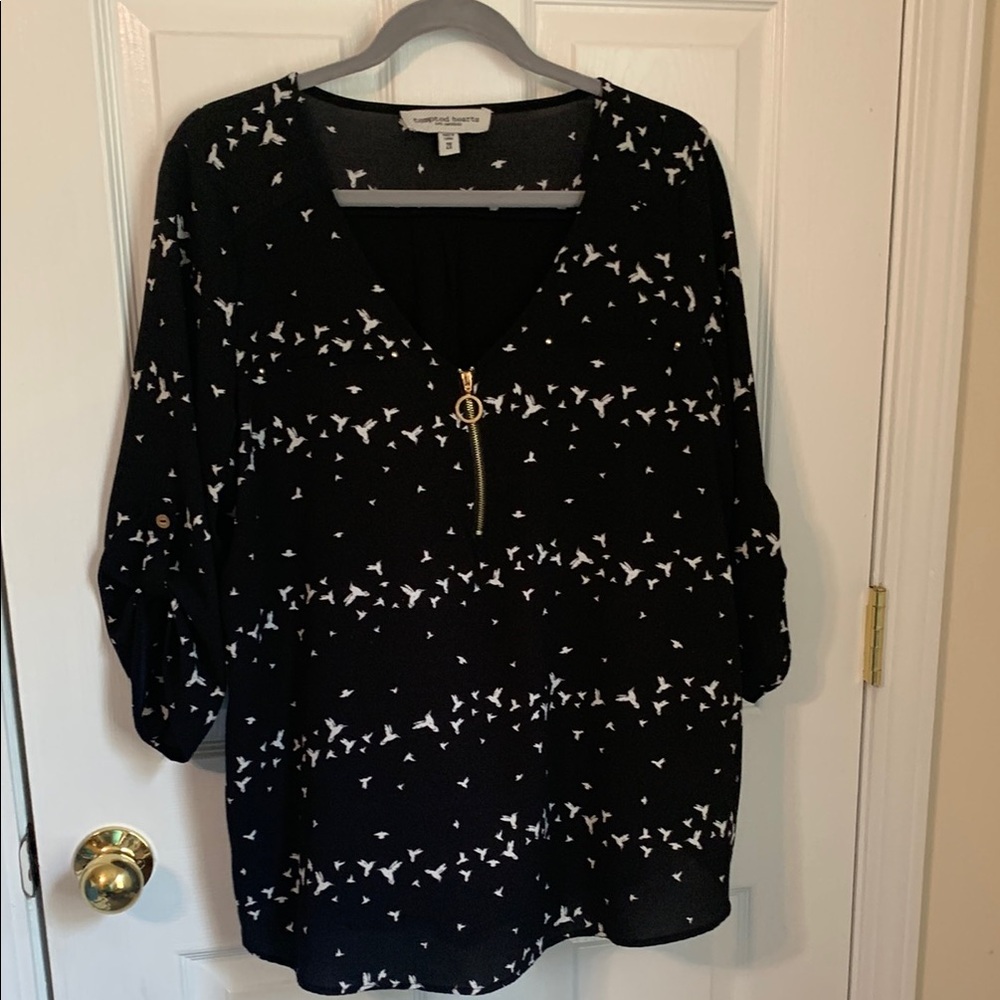 Tempted Hearts 2x 3/4 sleeve hummingbird tunic PTP 24” length 28”
